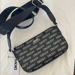 DKNY Bryant Park MD Demi-Black and Gray Crossbody BagNWT